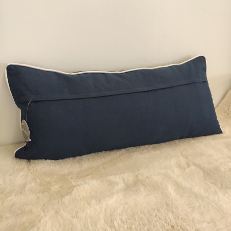 Coussin ethnique bleu nuit et écru - 30x70cm - VELOURS GRAIN par Amadeus