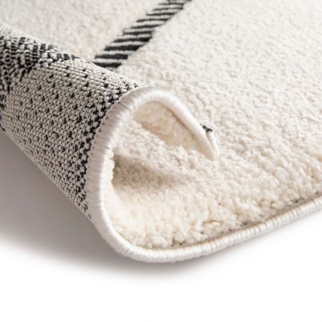 Tapis de salon - 160x230cm - Ethnique / Berbére écru et noir FARA par Balta Tapis de salon - 160x230cm - Ethnique / Berbére écru et noir FARA par Balta