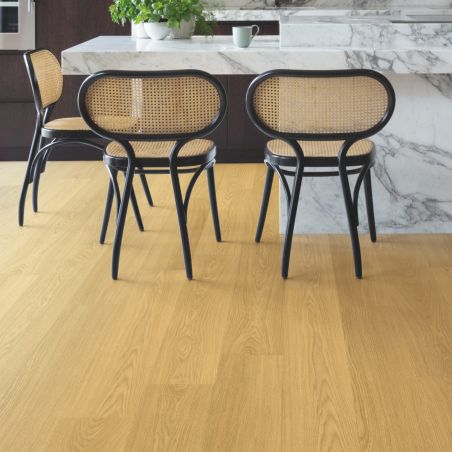 Sol Stratifié CHÊNE VERNI NATUREL SIG4749 - Signature par Quick Step