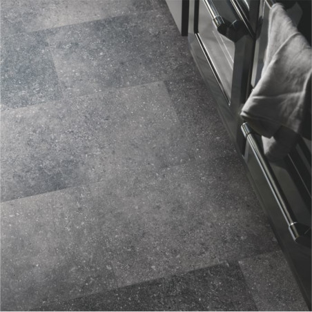 Sol Vinyle/PVC - Dalle clipsable - Carrelage gris foncé minéral BLUE STONE - Viktor par Balterio Sol Vinyle/PVC - Dalle clipsable - Carrelage gris foncé minéral BLUE STONE - Viktor par Balterio