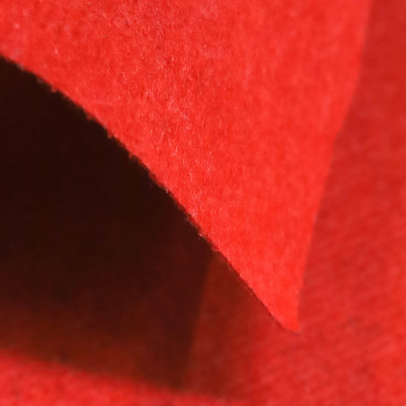 Moquette - 4m - aiguilletée rouge VANESSA par Orotex Moquette - 4m - aiguilletée rouge VANESSA par Orotex