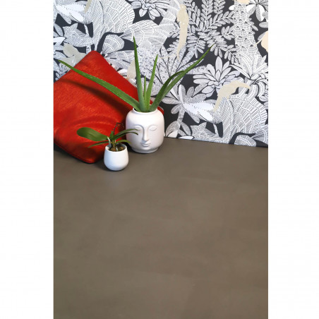 Sol Vinyle/PVC - Dalle clipsable - Béton gris taupe minéral AMBIENT RIGID CLICK MINIMAL TAUPE - Livyn par Quick Step