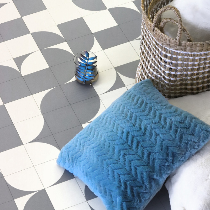 Sol Vinyle/PVC - 2m - carrelage gris bleuté et blanc SUZY 576 - Smart Colori par IVC