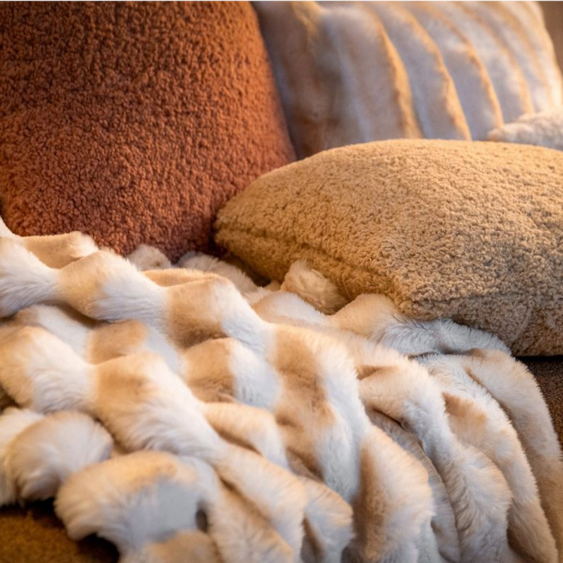 Coussin contemporain beige - PEBBLE - 45x45cm - CARA par Dutch Decor