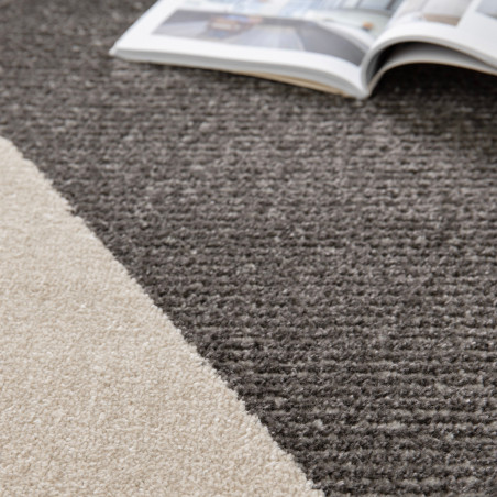 Tapis de salon - 120x170cm - Graphique / Géométrique écru et taupe Brera par Balta Tapis de salon - 120x170cm - Graphique / Géométrique écru et taupe Brera par Balta