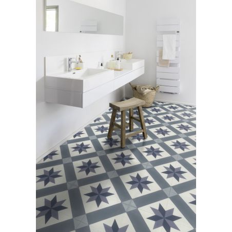 Sol Vinyle/PVC - 4m - carreaux de ciment bleu et blanc cassé CORDOBA BLUE - Booster par Gerflor Sol Vinyle/PVC - 4m - carreaux de ciment bleu et blanc cassé CORDOBA BLUE - Booster par Gerflor