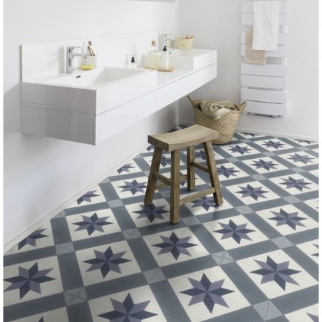 Sol Vinyle/PVC - 4m - carreaux de ciment bleu et blanc cassé CORDOBA BLUE - Booster par Gerflor Sol Vinyle/PVC - 4m - carreaux de ciment bleu et blanc cassé CORDOBA BLUE - Booster par Gerflor