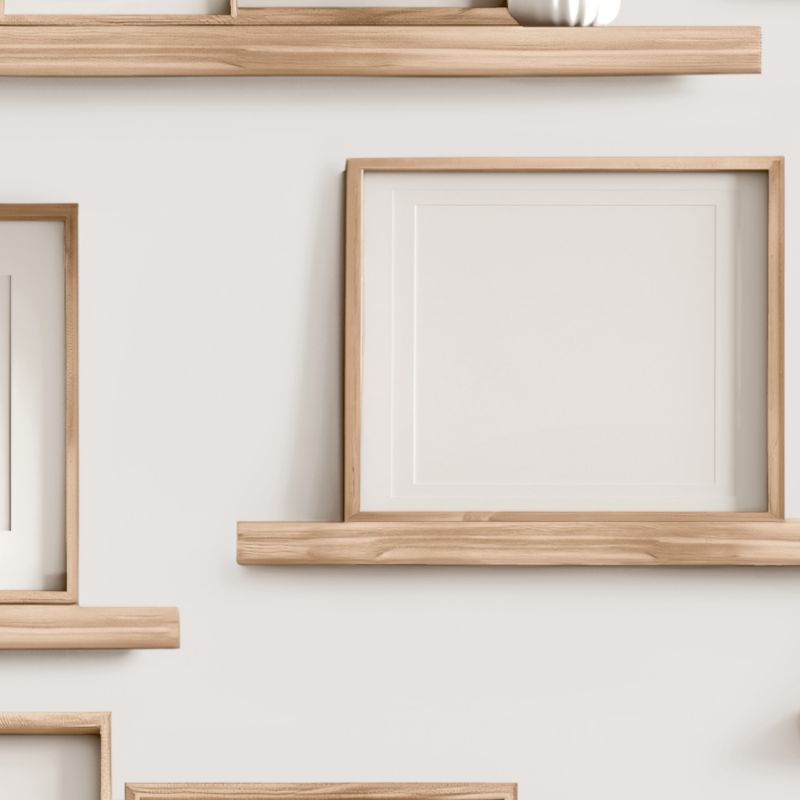 Papier peint vinyle sur intissé trompe l'œil beige et blanc CADRES SUR ETAGERES - Illusion par Ugepa - m89207