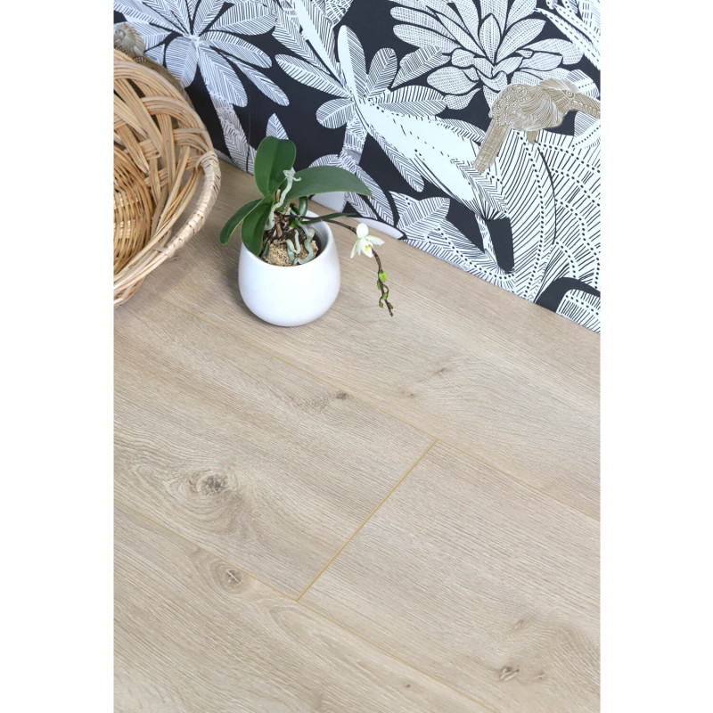 Sol Stratifié - CHENE GARDA 653 - Tradition par Balterio