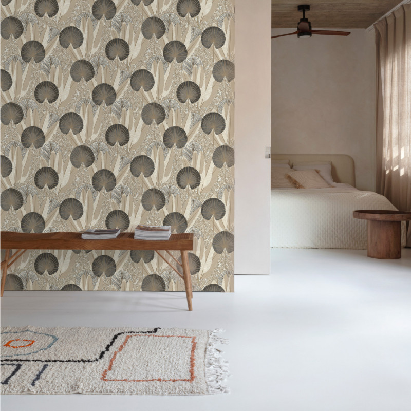 Papier peint vinyle sur intissé végétal beige et noir PALMES - par Grandeco - 205304 Papier peint vinyle sur intissé végétal beige et noir PALMES - par Grandeco - 205304