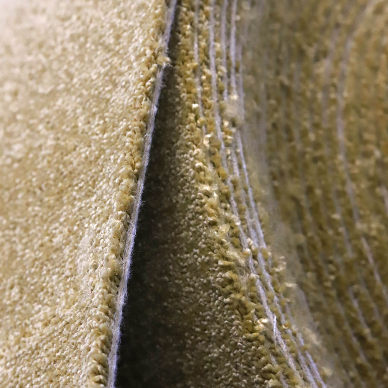 Moquette - 4m - velours ocre CHARISMA 370 par Lano