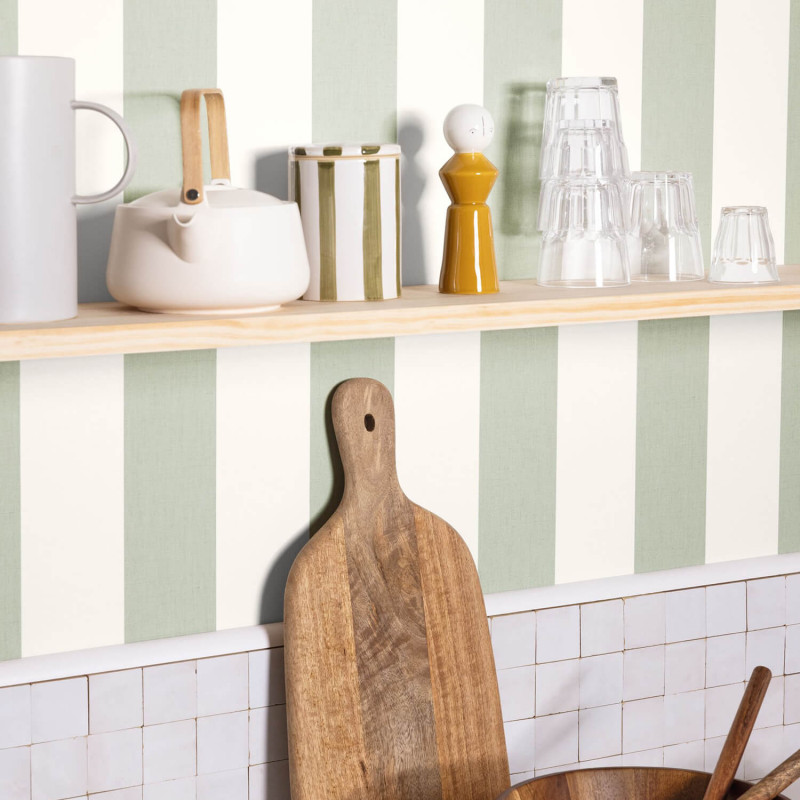 Papier peint intissé géométrique vert amande et blanc LINES - Basics par Caselio - 104047004