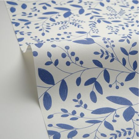 Papier peint vinyle sur intissé floral bleu indigoSYMPATHY - Green Life 2 par Caselio - 105340634 Papier peint vinyle sur intissé floral bleu indigoSYMPATHY - Green Life 2 par Caselio - 105340634