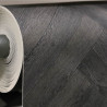 Sol Vinyle/PVC - 4m - parquet chevron gris anthracite MARYLIN 599 - Essential Bingo par IVC