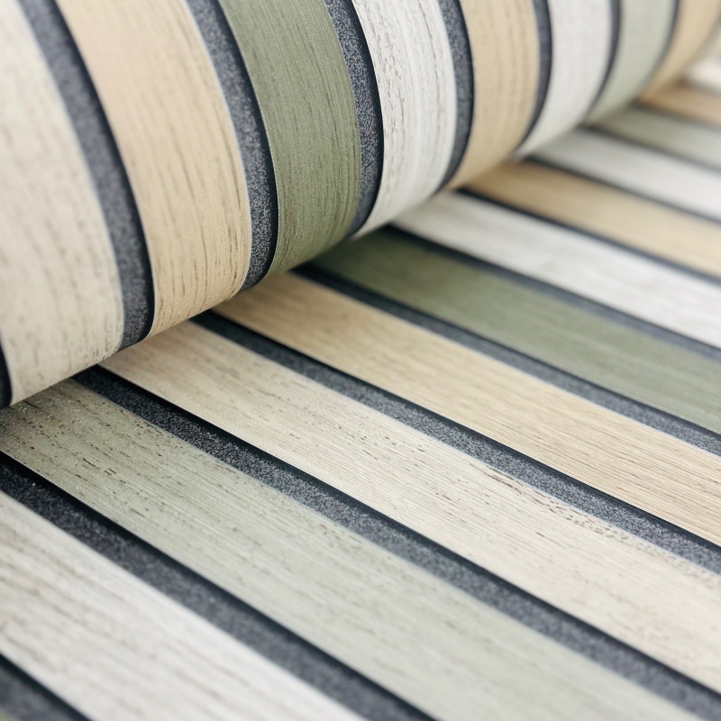 Papier peint vinyle sur intissé trompe l'œil vert kaki et beige LATTES BOIS - Illusion par Ugepa - B31204