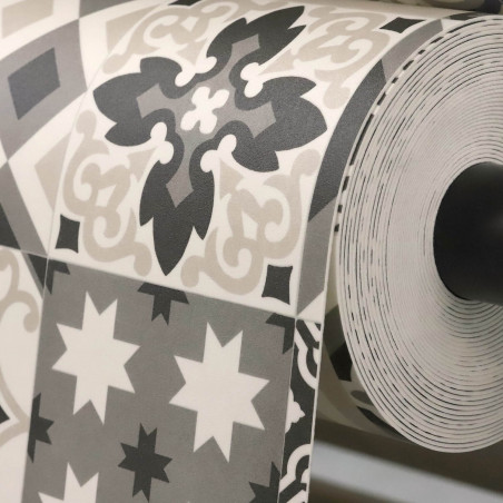 Sol Vinyle/PVC - 2m - carreaux de ciment noir, gris, beige et blanc CARTAGENA 535 Essential Texas par IVC
