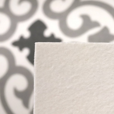 Sol Vinyle/PVC - 2m - carreaux de ciment noir, gris, beige et blanc CARTAGENA 535 Essential Texas par IVC