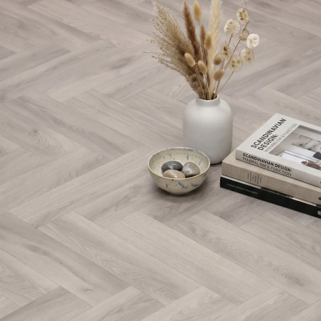 Sol Vinyle/PVC - 4m - parquet chevron chêne gris GIULIANO 582 - Superior Comfitex par IVC