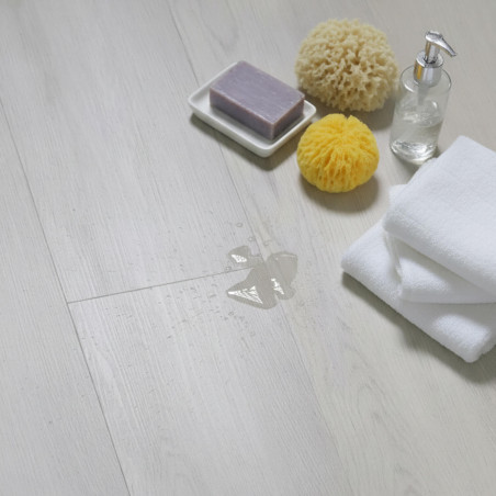Sol Vinyle/PVC - Lame clipsable - Parquet chêne blanchi NEW-YORK - Origine par Mildecor
