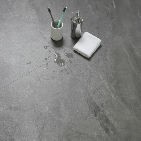Sol Vinyle/PVC - Dalle clipsable - Carrelage marbré anthracite GRAPHITE - Origine par Mildecor