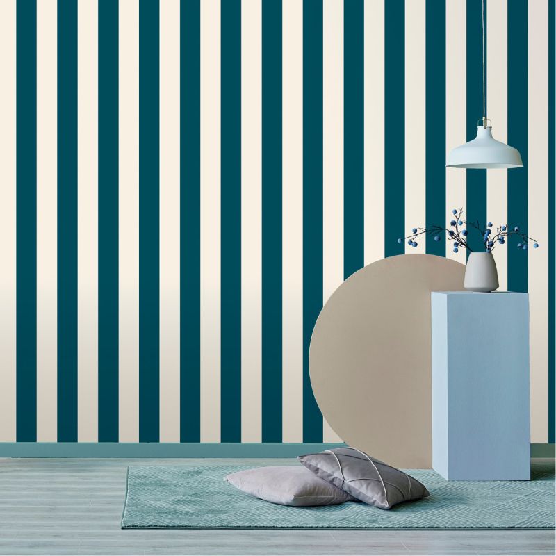 Papier peint vinyle sur intissé géométrique bleu marine et blanc RAYURE XL - Cuisines et Bains par Lutèce - 51231611
