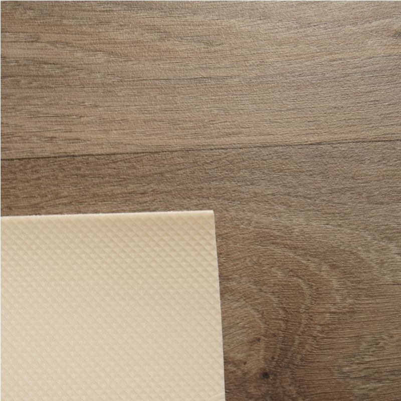 Sol Vinyle/PVC - 4m - parquet chêne foncé CALAIS 596 Essential par IVC