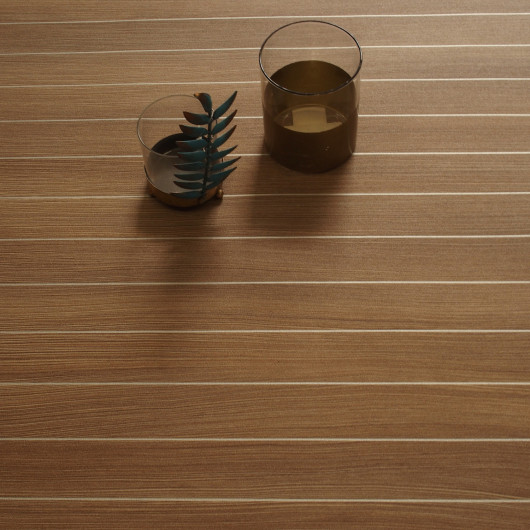 Sol Vinyle/PVC - 2m - parquet chêne foncé et chanfreins argentés SCARLETTA 547 Essential par IVC